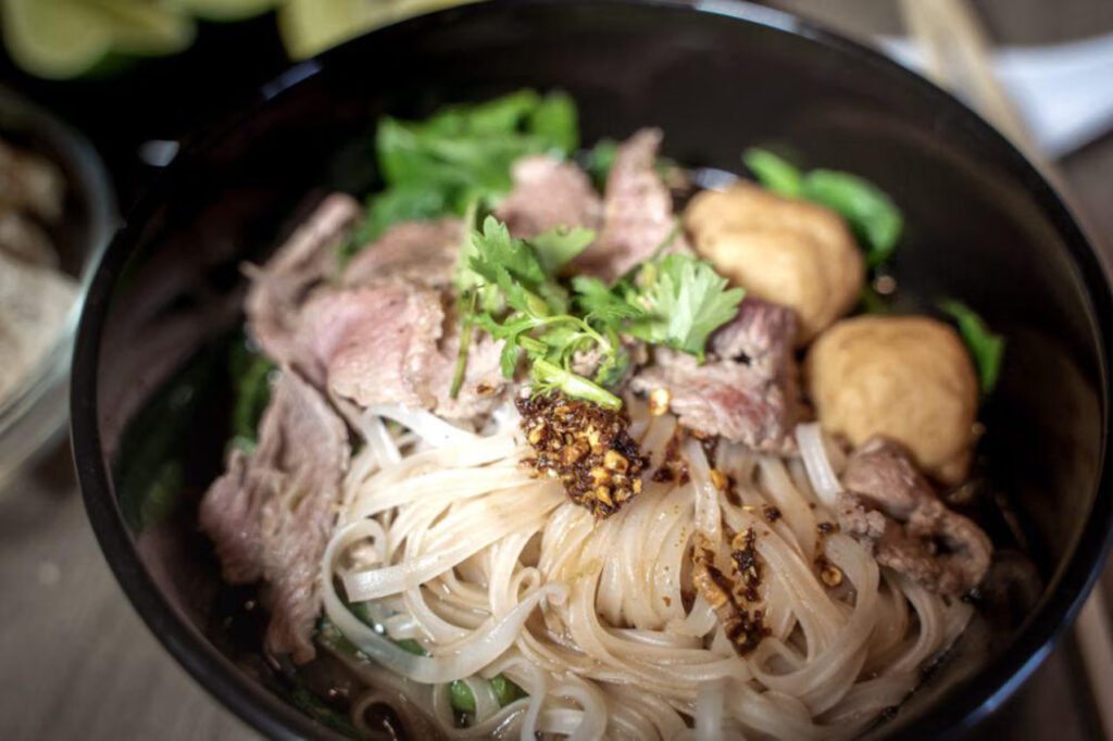 Boat Noodle Thailand Hadir di Malang! Rasanya Bikin Ketagihan, Harganya Bikin Kaget