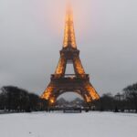 Jangan Langsung ke Menara Eiffel! Tips Penting Ini Bisa Menyelamatkan Liburan Anda