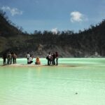 Kawah Putih Bandung Bikin Terpukau! Pesona Alam Ciwidey Ini Wajib Masuk Wishlist