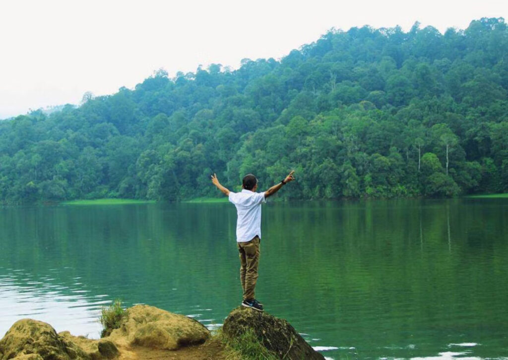 Misteri Situ Patenggang Terungkap! Legenda Cinta dan Pesona Alamnya Bikin Penasaran