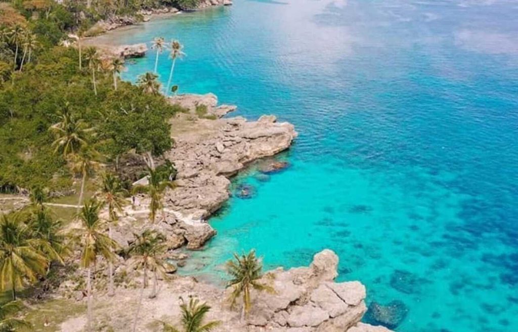 Air Lautnya Biru Jernih! Pesona Pantai Ujong Kareung di Pulau Weh Sabang