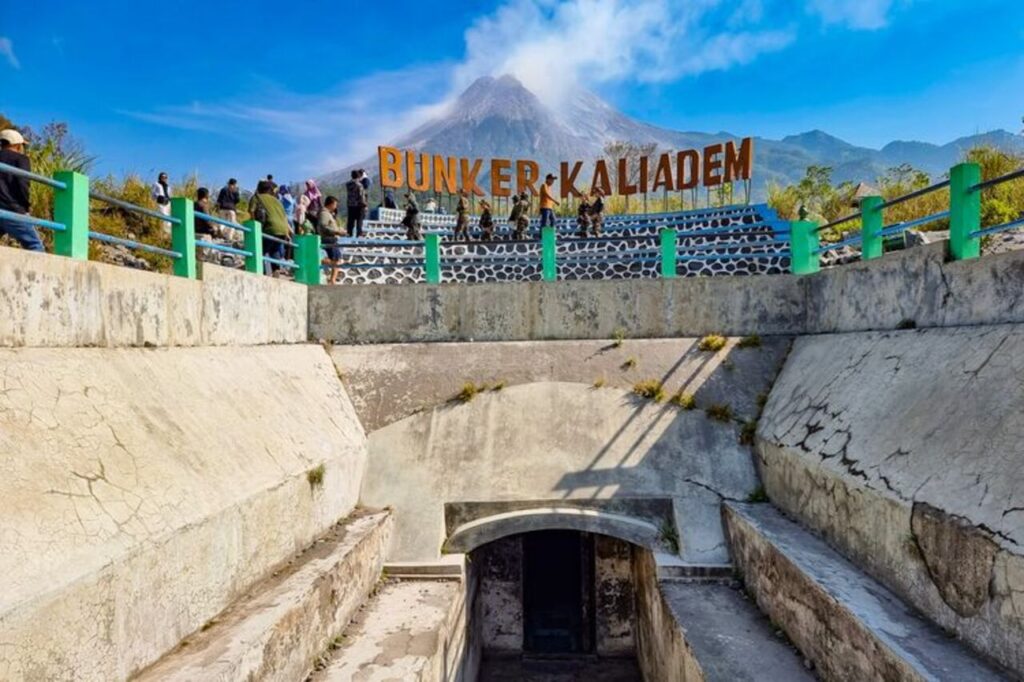 Punya Sejarah Tragis! Kisah Kelam Bunker Kaliadem yang Kini Jadi Destinasi Wisata